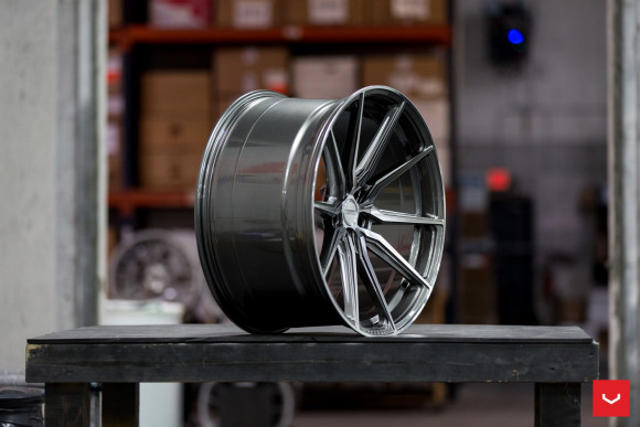 Диски Vossen HF-3 19x8.5 Gloss Graphite Polished Диски Vossen HF-3 19x8.5 Gloss Graphite Polished